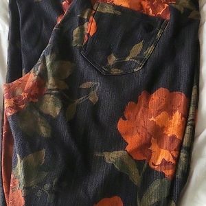 Agnes and Dora Jean like leggings